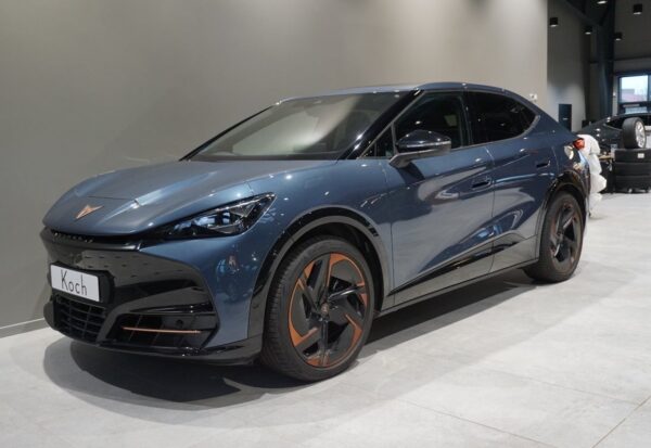 Cupra Tavascan 77 VZ Adrenaline